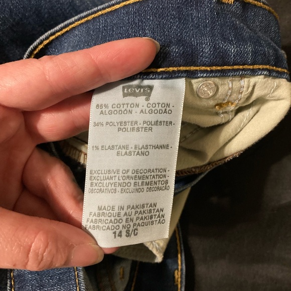 Levi’s - Picture 6 of 6